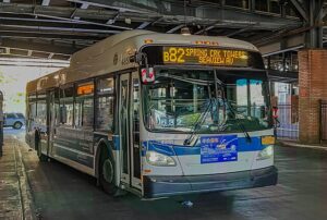 2011_New_Flyer_XD40_4851_on_the_B82_November_2022 2011_New_Flyer_XD40_4851_on_the_B82_November_2022